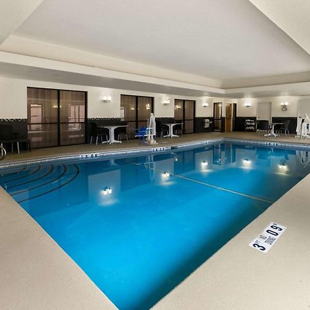 Comfort Suites Commerce Zewnętrze zdjęcie